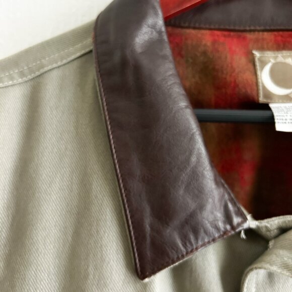 VINTAGE Marlboro Canvas Chore Work Field Barn Jacket w/Leather Collar - Picture 5 of 7